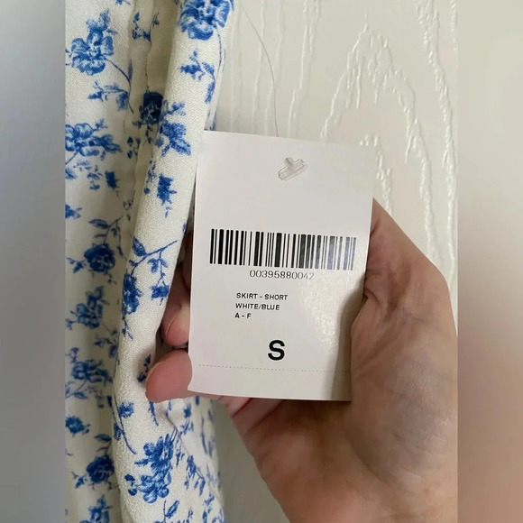 Forever 21 Skirt - Picture 5 of 7